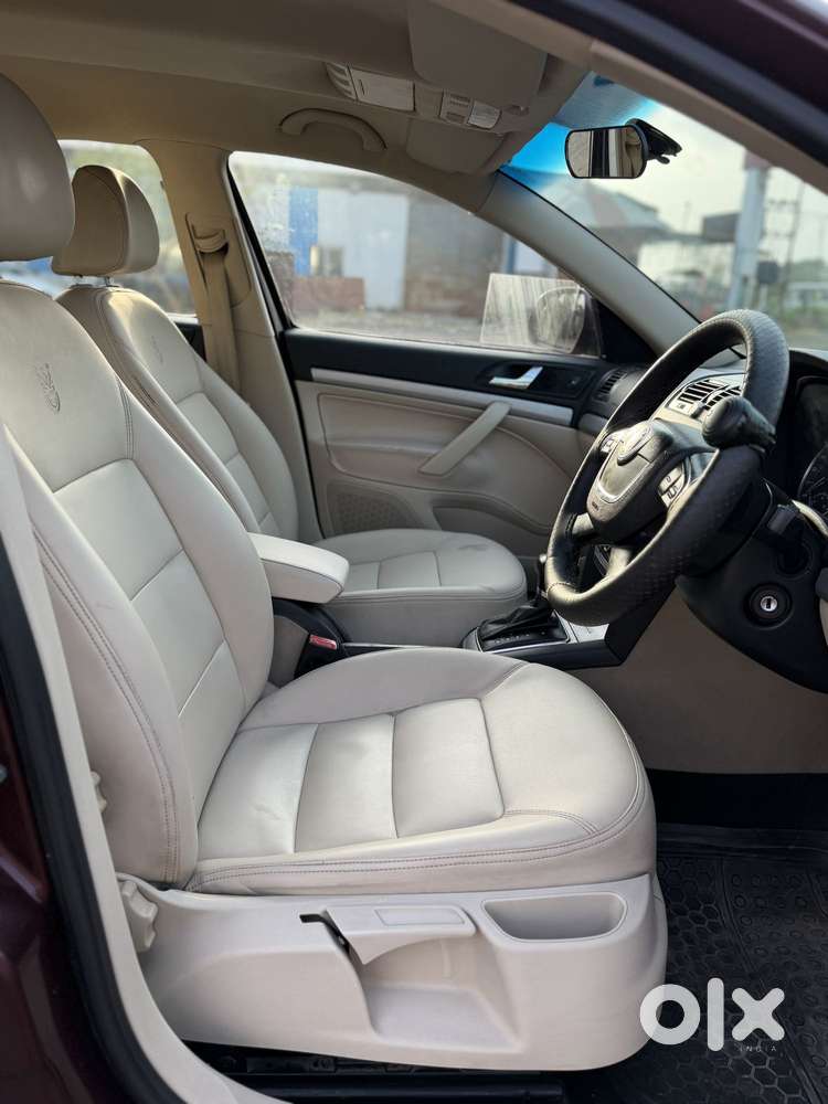 Skoda Laura Ambition 2.0 Tdi Cr At, 2013, Diesel