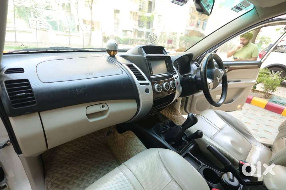 Mitsubishi Pajero Sport 2016