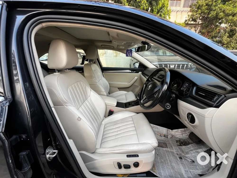 Skoda Superb [ ] 1.8 Style Tsi At, 2018, Petrol
