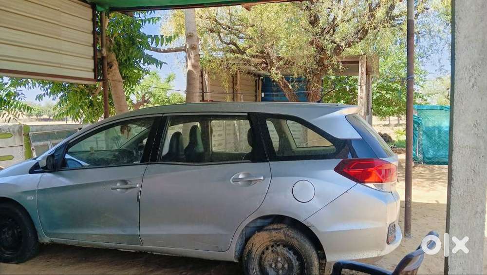 Honda Mobilio 2015 Diesel 71000 Km Driven