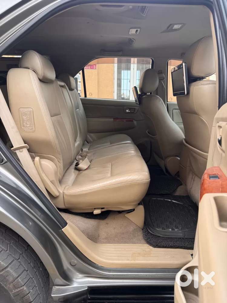 Toyota Fortuner, 2011, Diesel