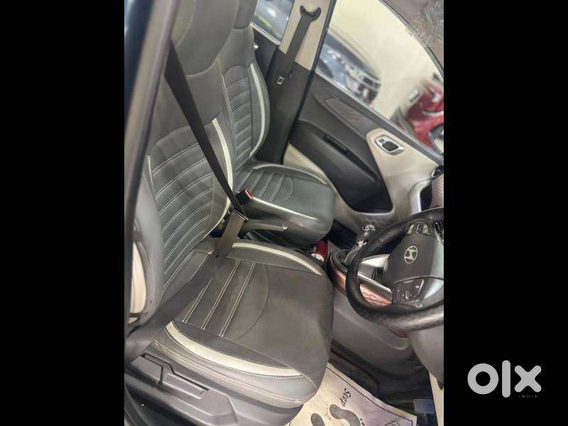 Hyundai Aura Sx 1.2 Cng, 2023, Petrol