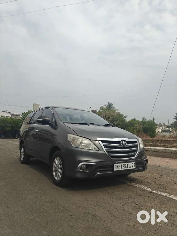 Toyota Innova 2013 Diesel Well Maintained