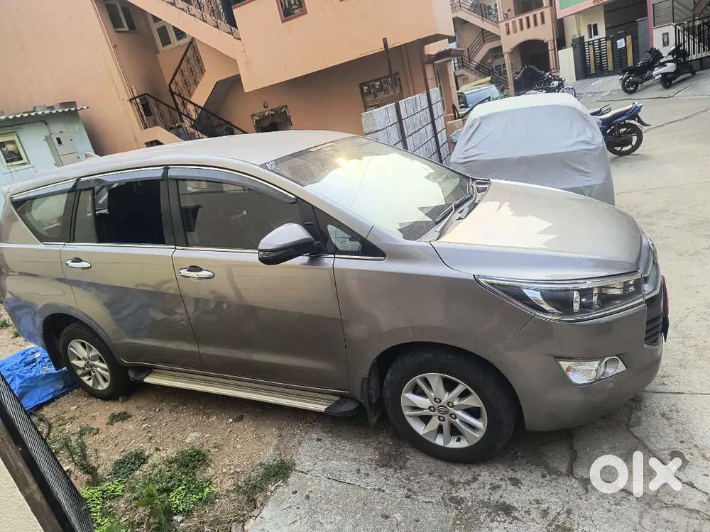 Toyota Innova Crysta 2016 Petrol 125000 Km Driven