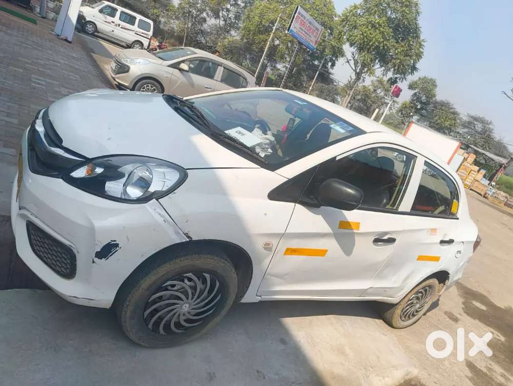 Honda Amaze 2017 Cng & Hybrids 80000 Km Driven