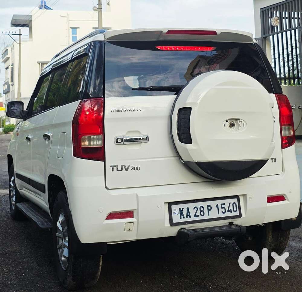 Mahindra Tuv 300 T8, 2016, Diesel