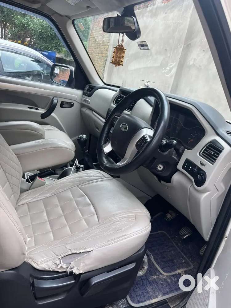 Mahindra Scorpio Classic 2014  Year November