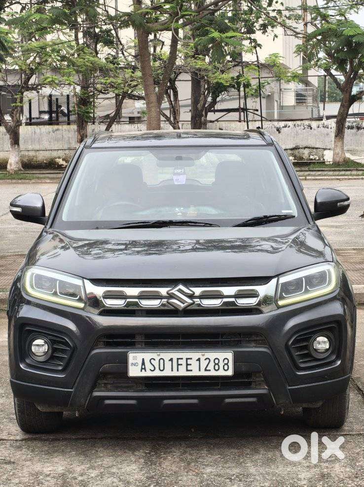 Maruti Suzuki Brezza 1.5 Zxi Smart Hybrid, 2022, Petrol