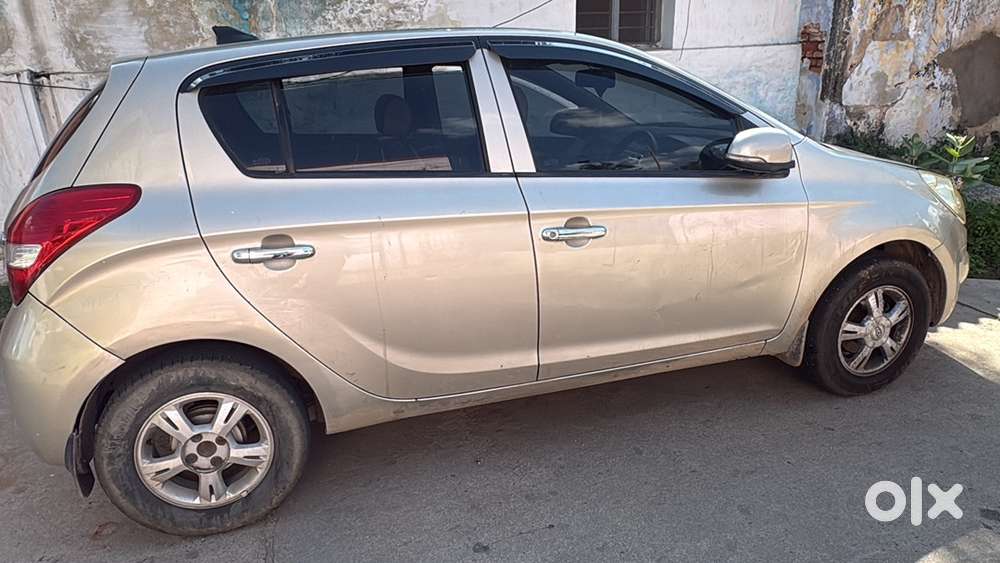 Hyundai I20 Sportz 2010 Car