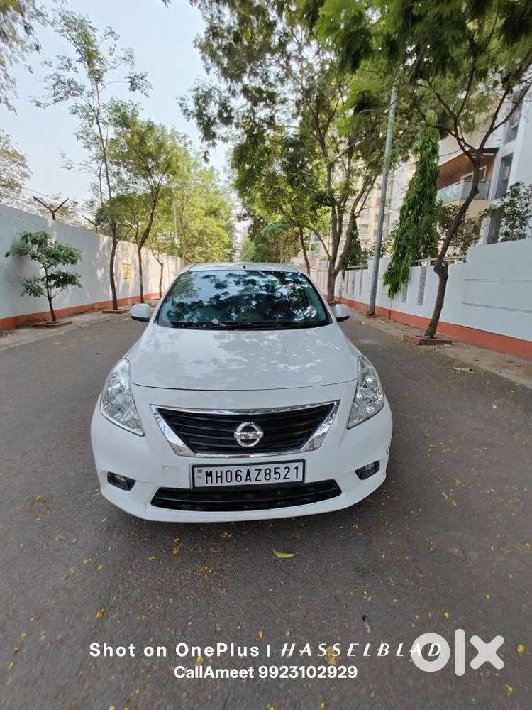 Nissan Sunny, 2012, Petrol