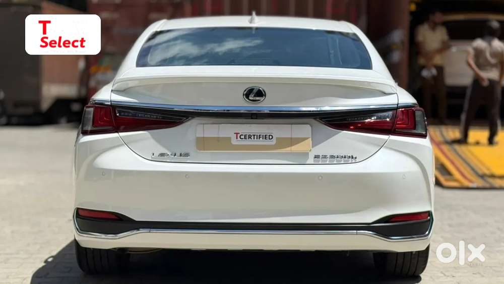 Lexus Es, 2023, Petrol