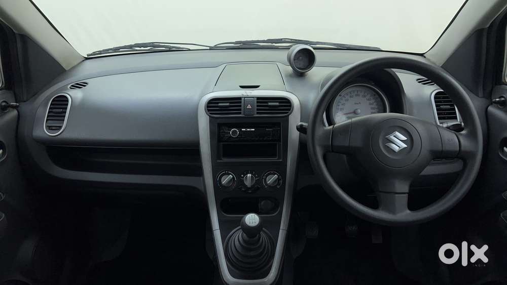 Maruti Suzuki Ritz Vxi, 2013, Petrol