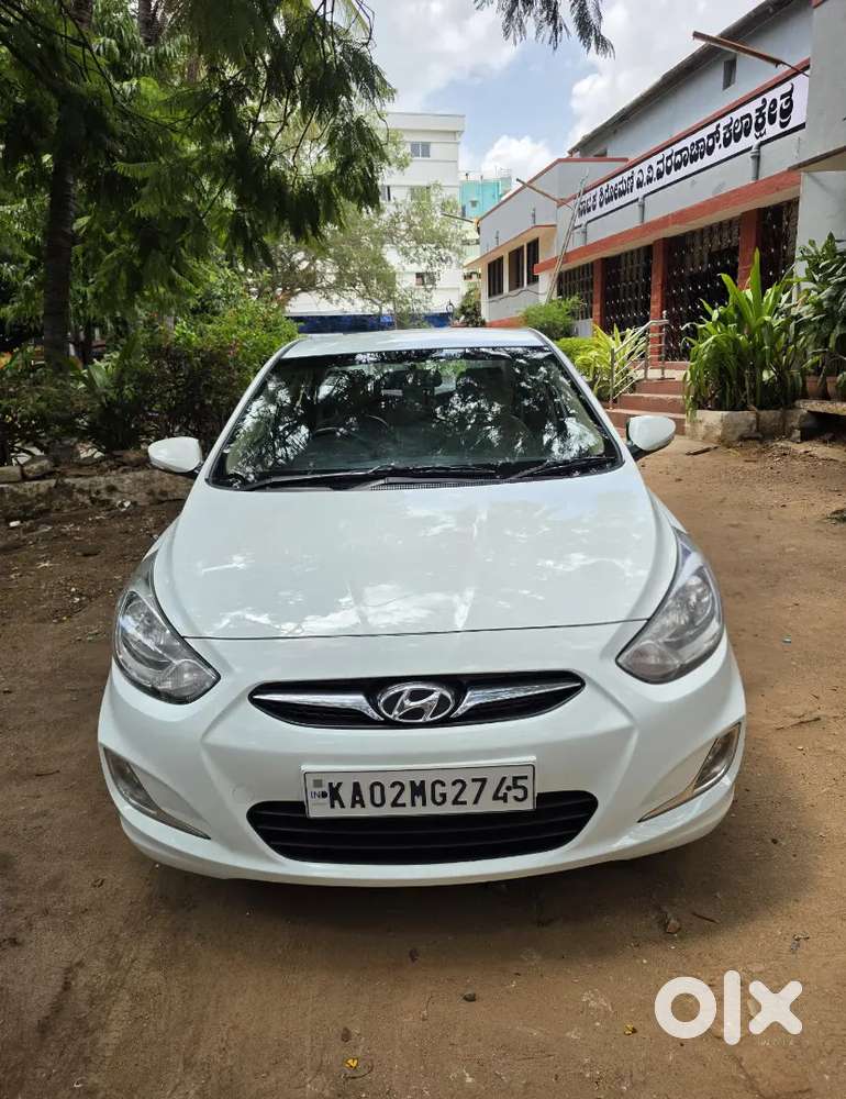 Hyundai Verna Fluidic Diesel 2012 Sx Automatic
