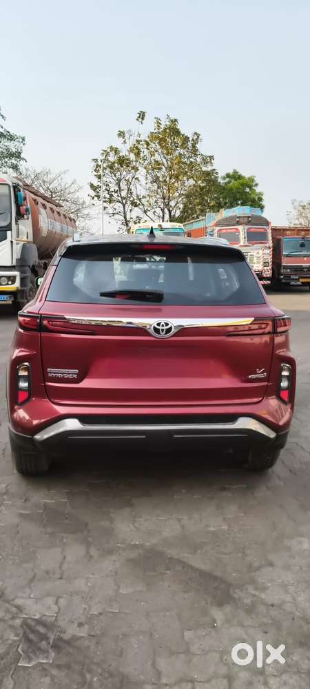 Toyota Urban Cruiser Hyryder 1.5 V Hybrid, 2023, Petrol