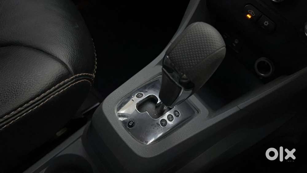 Tata Tigor Xza, 2018, Petrol