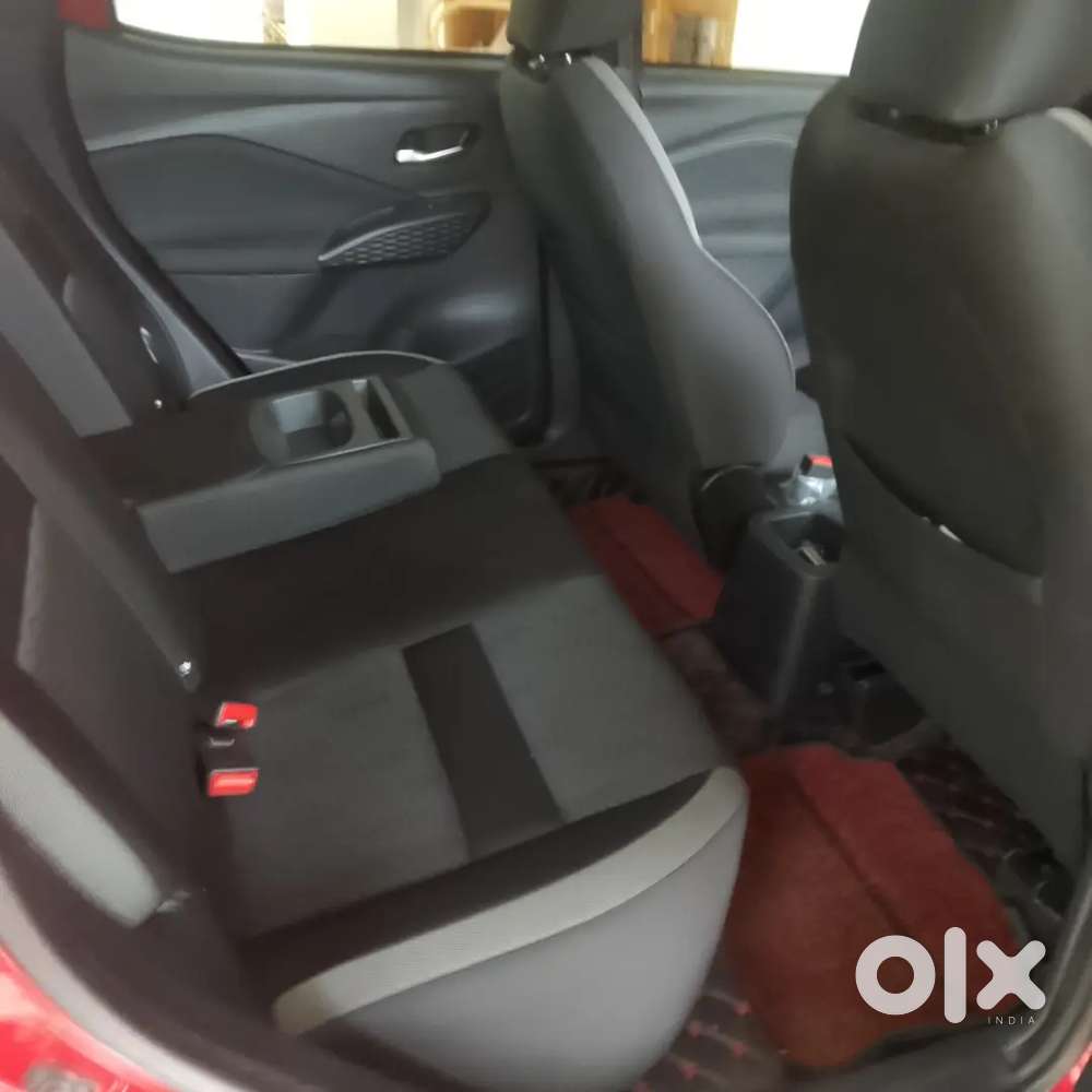 Nissan Magnite 2025 Petrol Well Maintained