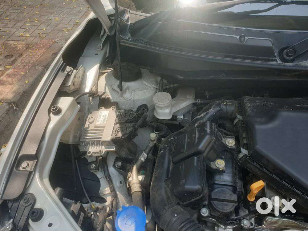 Maruti Suzuki Dzire 1.2 Vxi Cng, 2025, Cng & Hybrids
