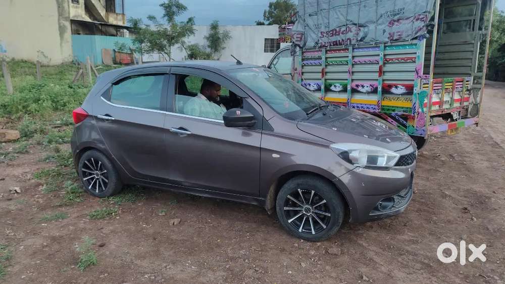 Tata Tiago Revotron 2016