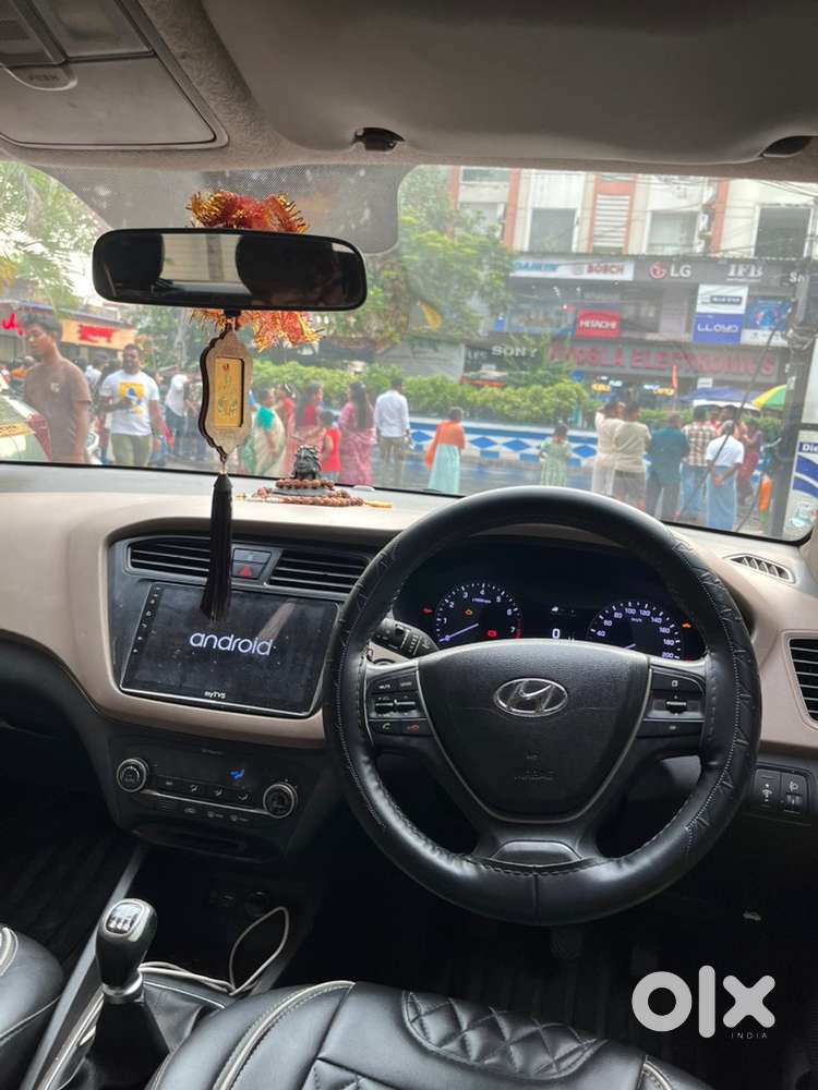 Hyundai Elite I20 Petrol Life Time Tax Well Maintained