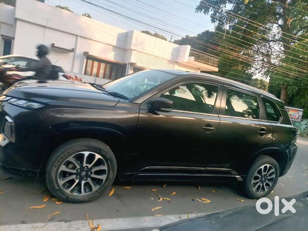 Maruti Suzuki Grand Vitara 2022 Petrol Well Maintained