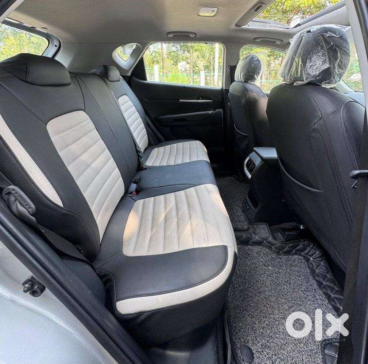 Kia Sonet G 1.2 5mt Htk(o), 2025, Petrol