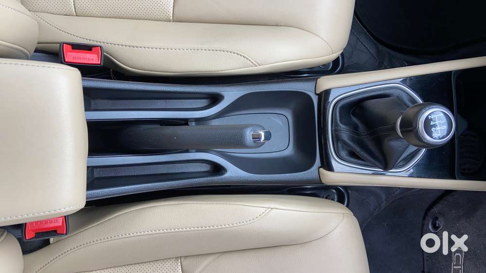 Honda City 1.5 Zx I-vtec Mt, 2022, Petrol
