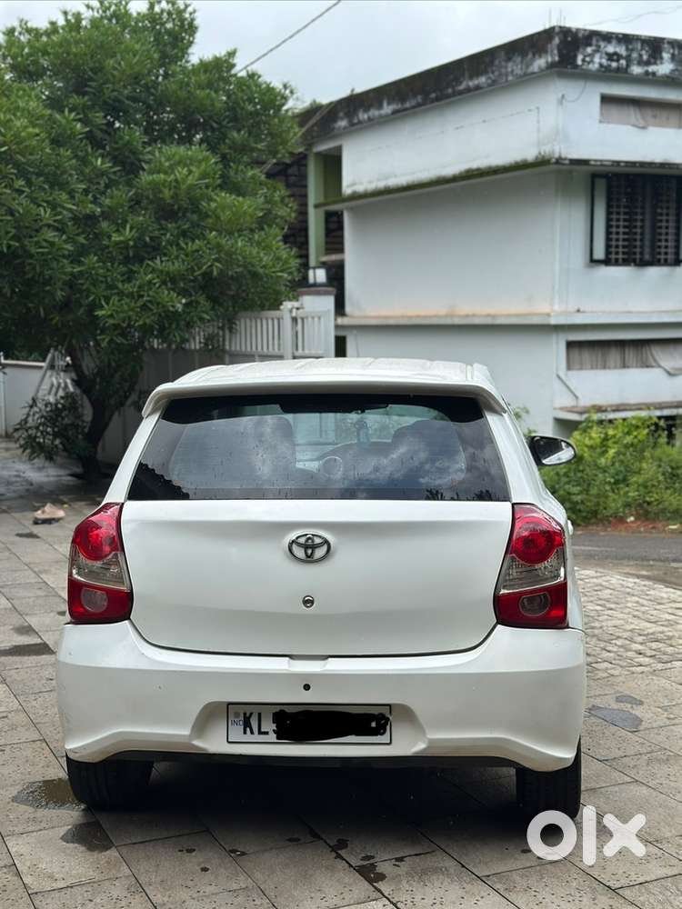 Toyota Etios Liva 2015