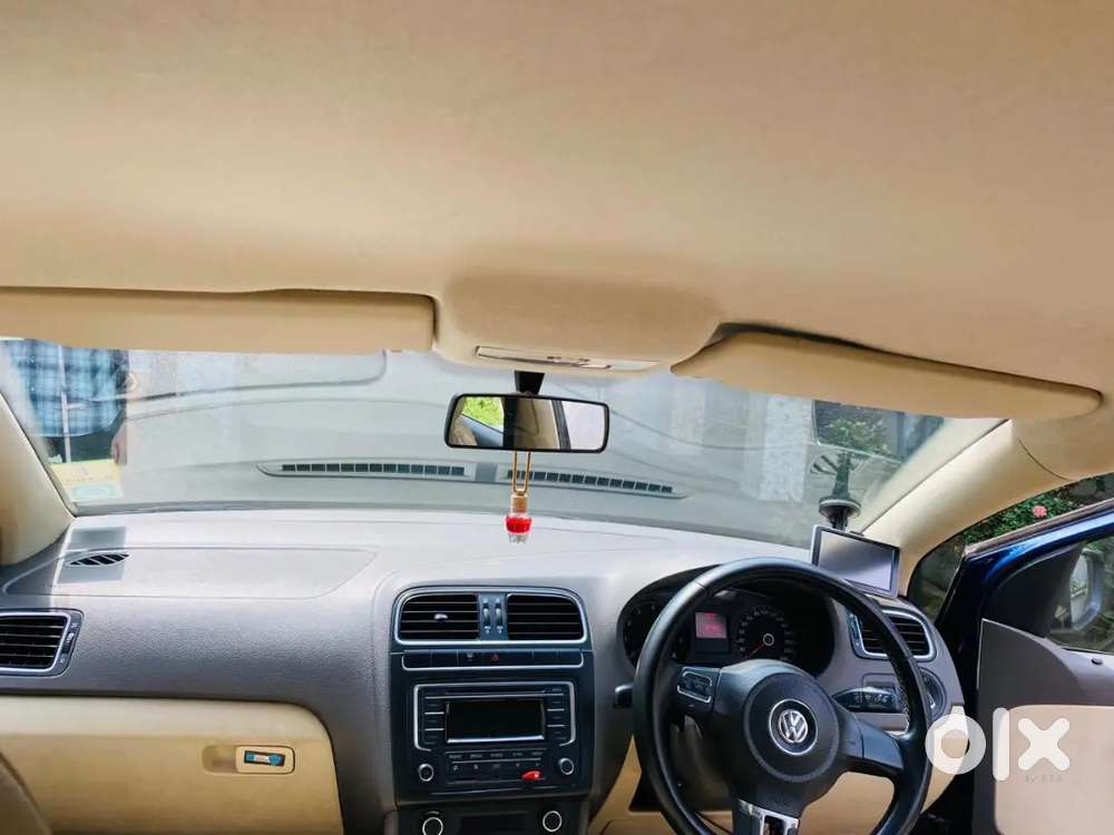 Volkswagen Vento 2013 1.6 Mt Highline Petrol