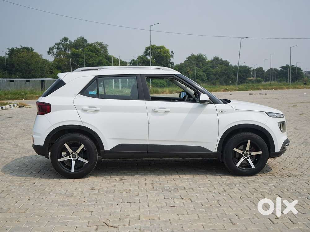 Hyundai Venue S 1.2 Petrol, 2020, Petrol
