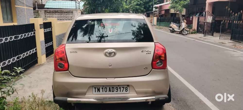 Toyota Etios Liva 2011 Petrol 830000 Km Driven