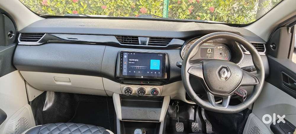 Renault Triber Rxl, 2021, Petrol
