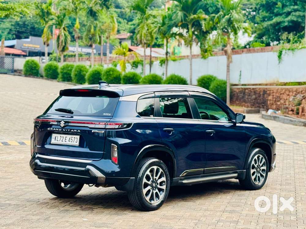 Maruti Suzuki Grand Vitara 1.5 Alpha Smart Hybrid At, 2024, Petrol