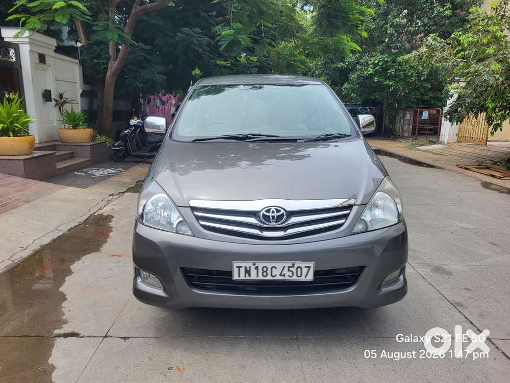 Toyota Innova 2.5 V 7 Str, 2010, Diesel