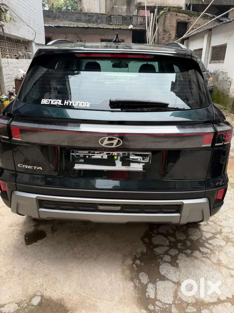 Hyundai Creta 2025 Petrol/panaromic Sunroof.