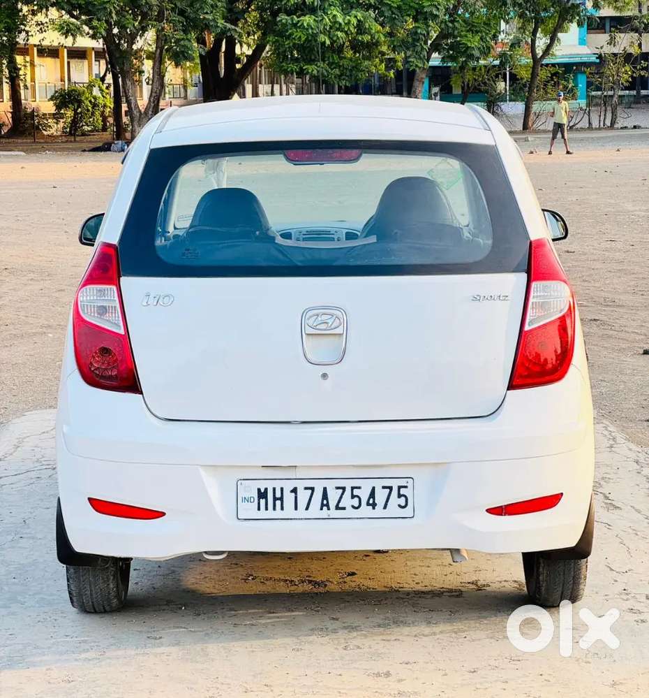 I10 Sportz Petrol/lpg 2015