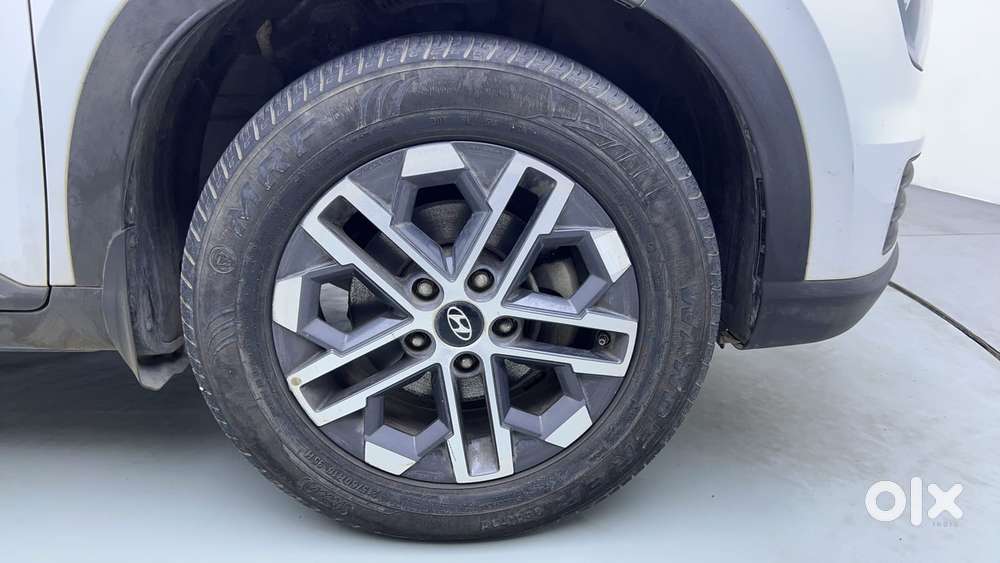 Hyundai Venue 1.0 Sx (o) Turbo Dct, 2023, Petrol