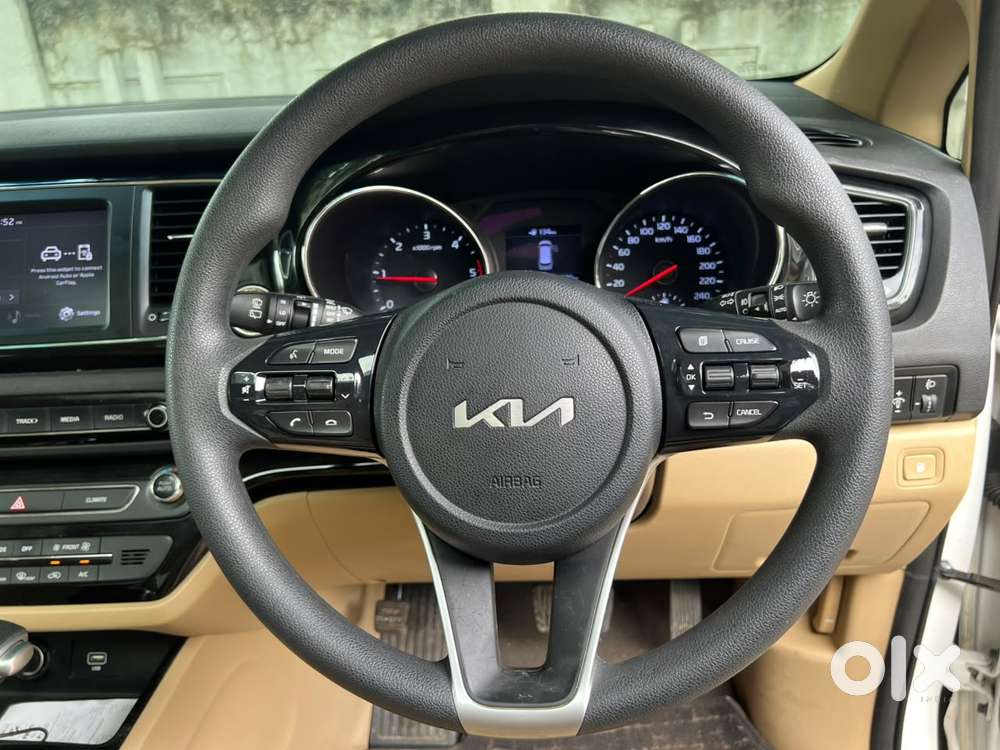 Kia Carnival Prestige, 2022, Diesel