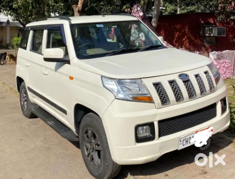 Mahindra Tuv 300. 6+  2017