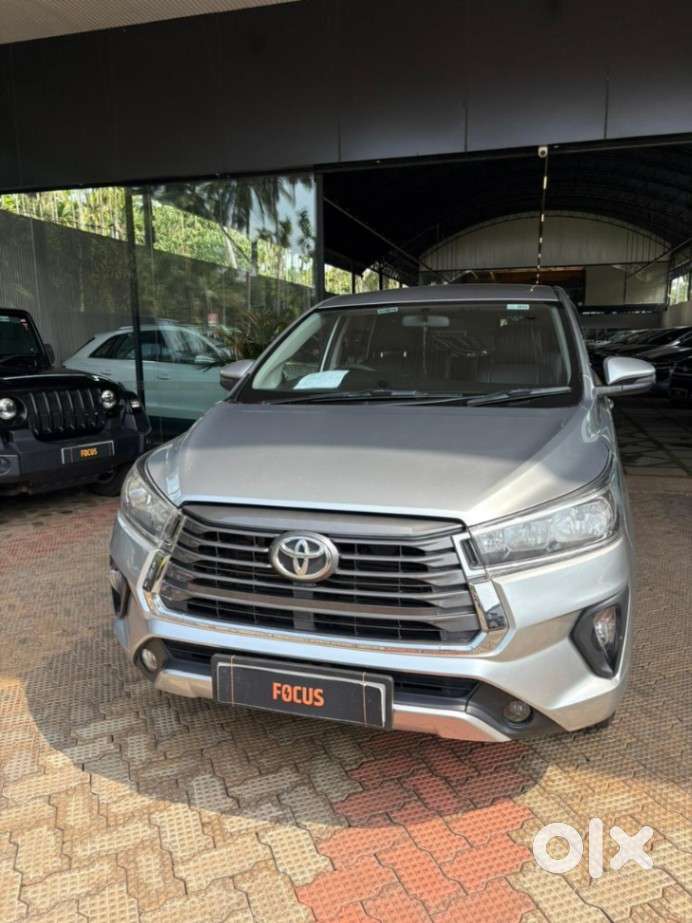 Toyota Innova Crysta 2.4 G Mt, 2017, Diesel