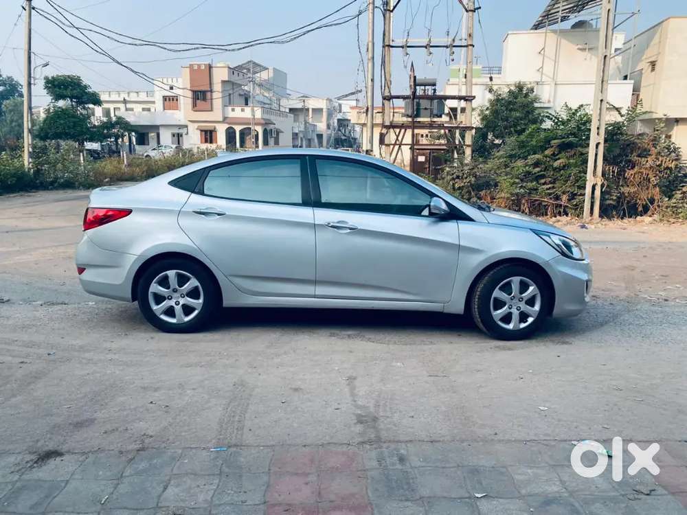 Hyundai Verna 1.6 Sx 2012