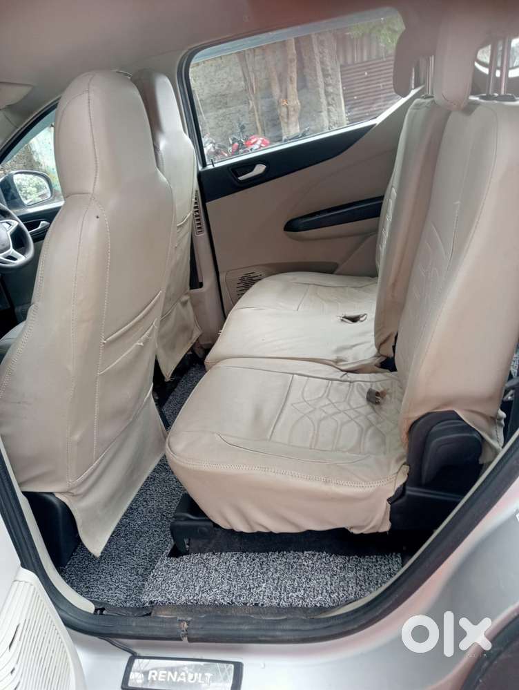 Renault Triber Rxz, 2022, Petrol