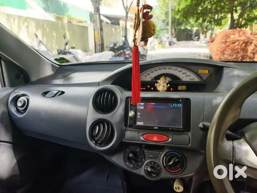 Toyota Etios Liva 2012