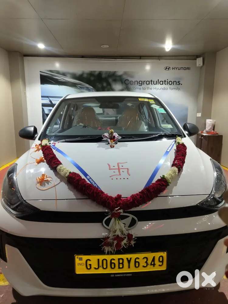 Hyundai Aura  Rent 12 Rs Km Call Me