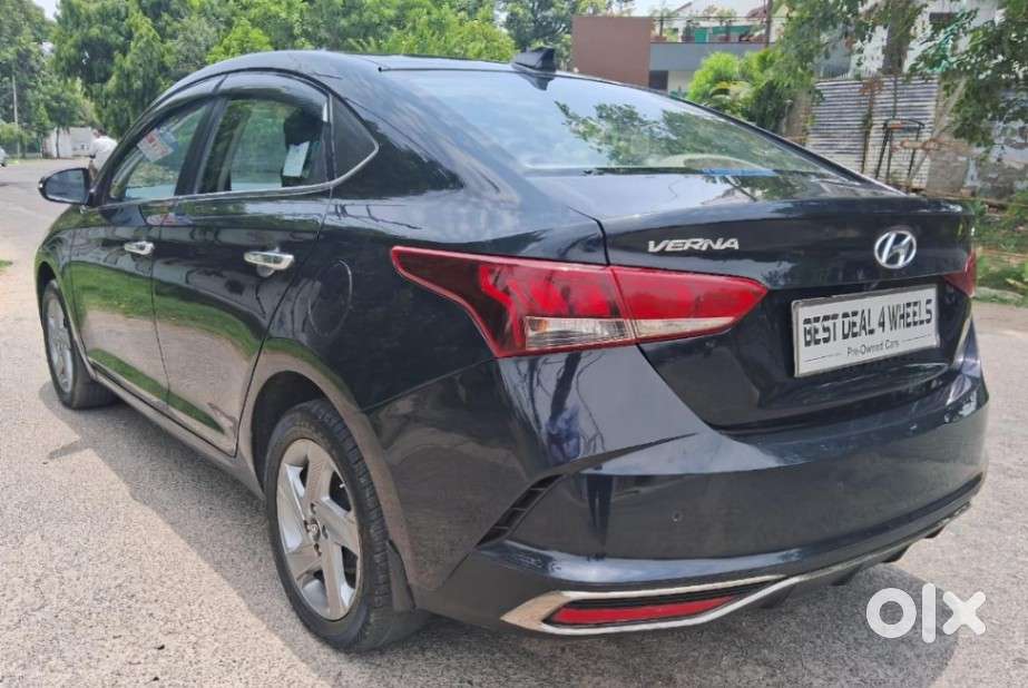 Hyundai Verna 1.5 Sx Ivt, 2023, Petrol