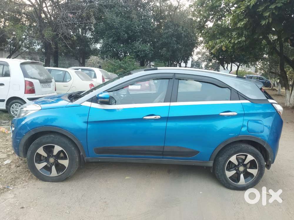 Tata Nexon 1.5 Revotorq Xz Plus Dual Tone, 2018, Petrol