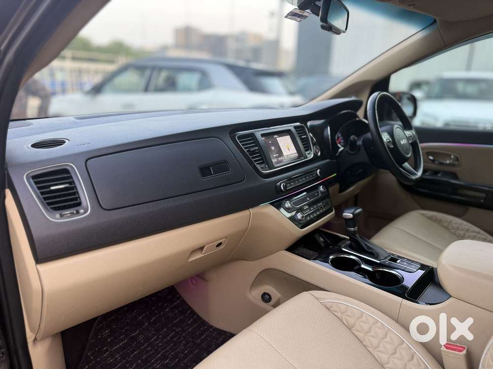 Kia Carnival Limousine Plus 7 Str, 2023, Diesel