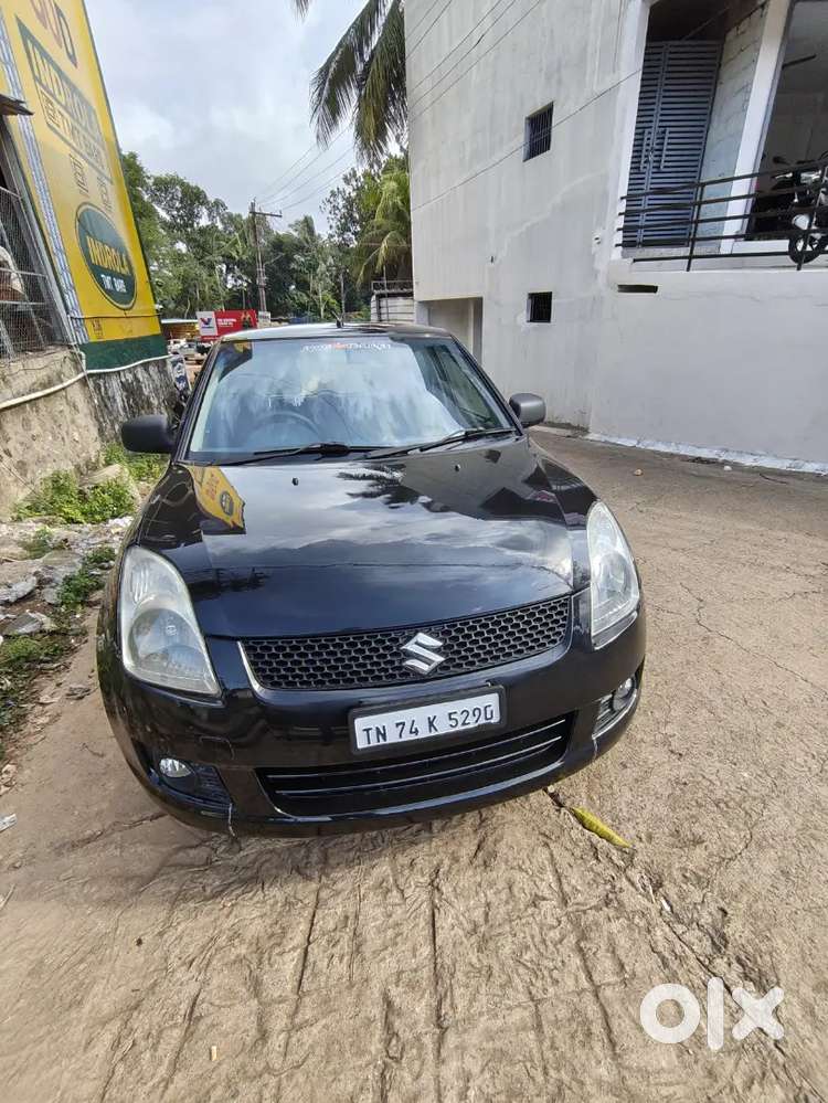 Maruti Suzuki Swift 2006 Petrol 97000 Km Driven