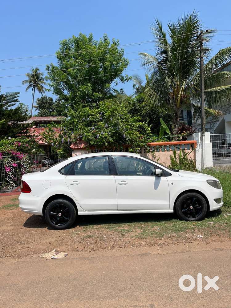 Skoda Rapid 1.5 Tdi Cr Elegance Plus, 2012, Diesel