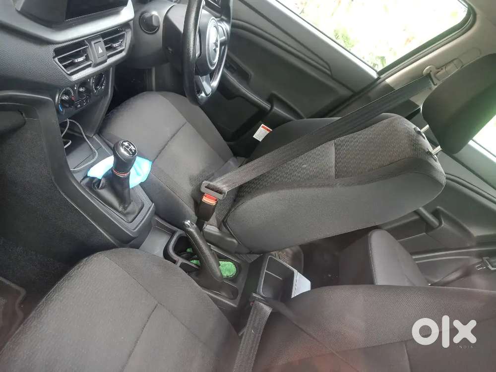 Maruti Suzuki Brezza Lxi 2026