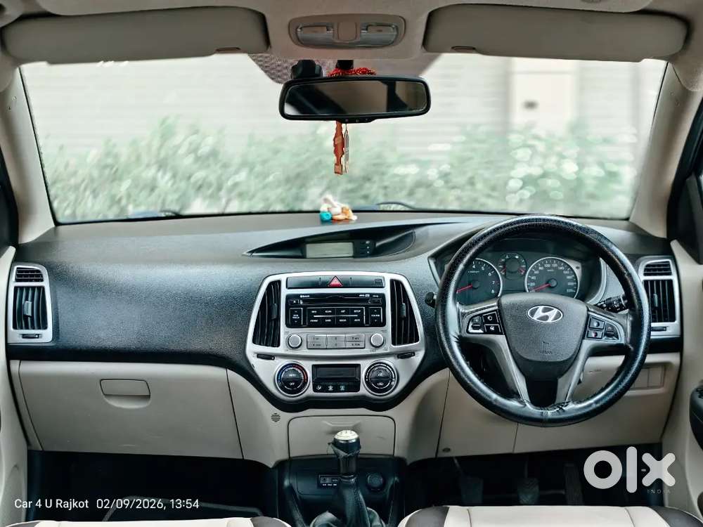Hyundai I20 Sportz 2012 Car